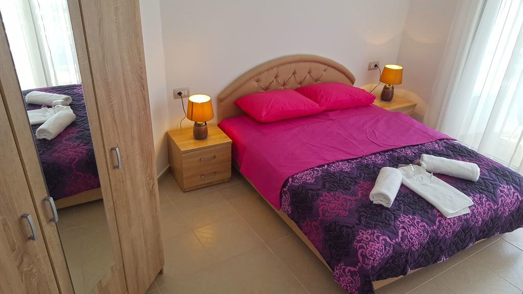 Apartments Sirena Ulcinj Exterior photo