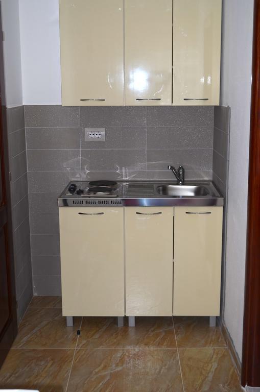 Apartments Sirena Ulcinj Exterior photo