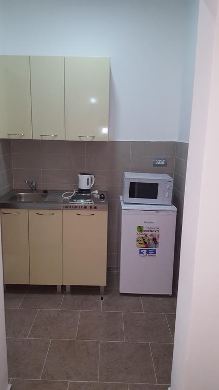 Apartments Sirena Ulcinj Exterior photo